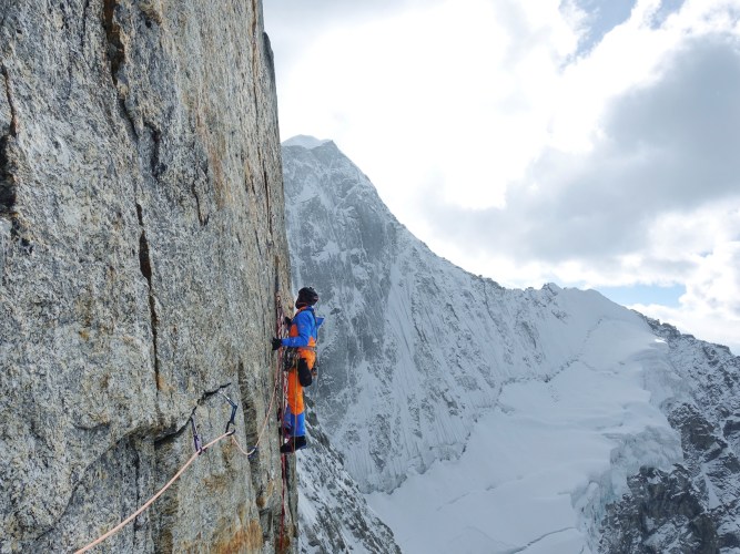 Photo: Stephan Siegrist - Cerro Kishtwar